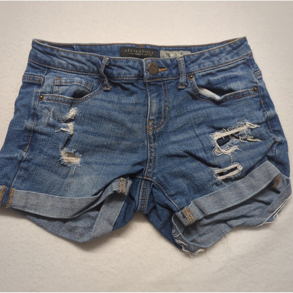 Aéropostale Womens Midi Light Wash Distressed Cuffed Shorts Size 0